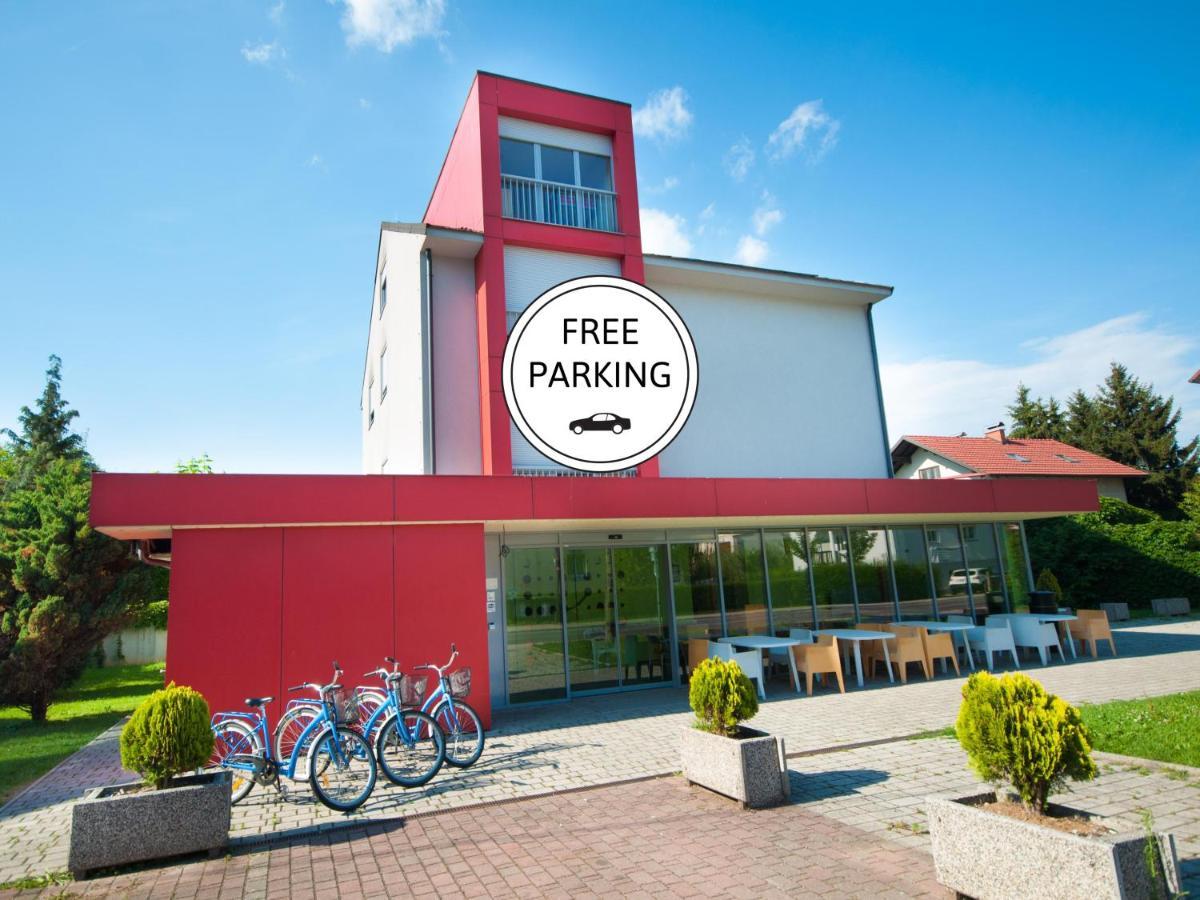 Simbol Rooms With Free Private Parking Ljubljana Exterior foto