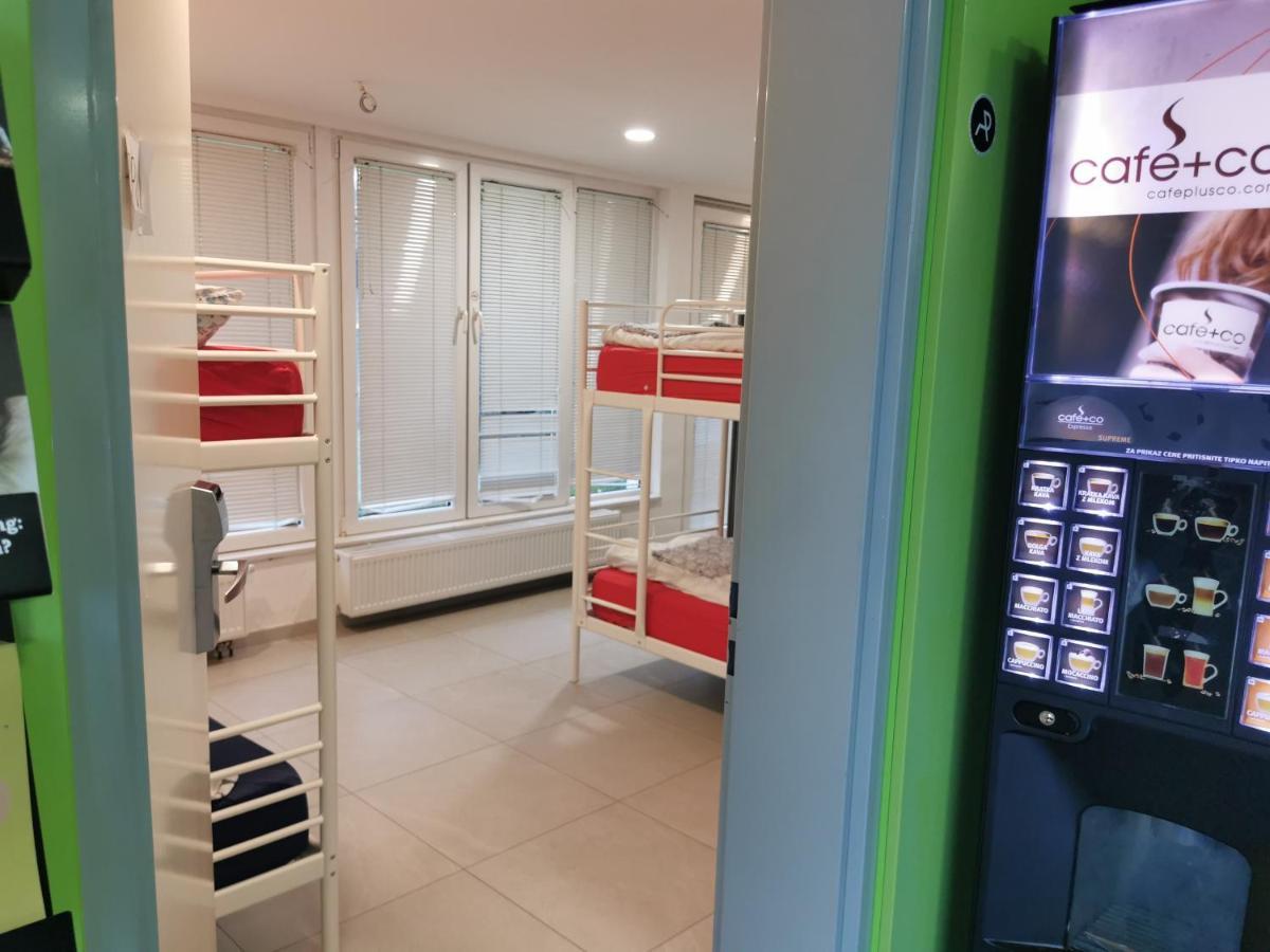Simbol Rooms With Free Private Parking Ljubljana Exterior foto