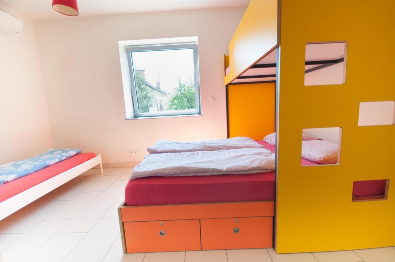 Simbol Rooms With Free Private Parking Ljubljana Cameră foto