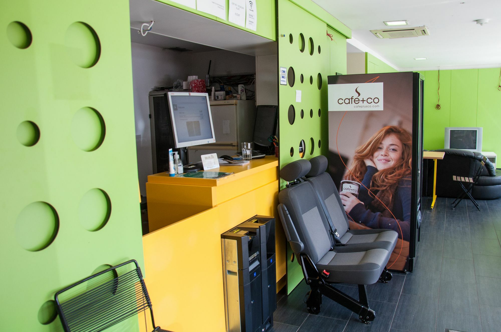 Simbol Rooms With Free Private Parking Ljubljana Exterior foto