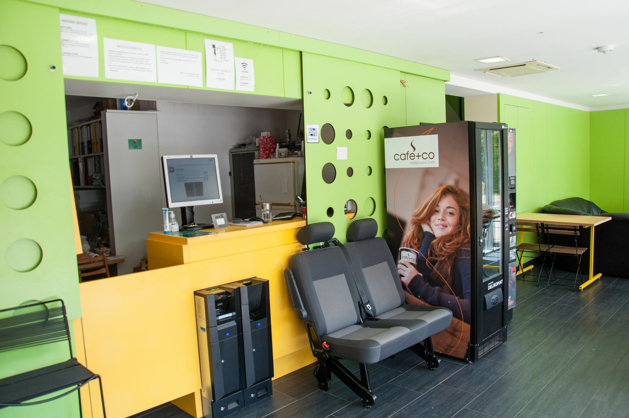 Simbol Rooms With Free Private Parking Ljubljana Exterior foto