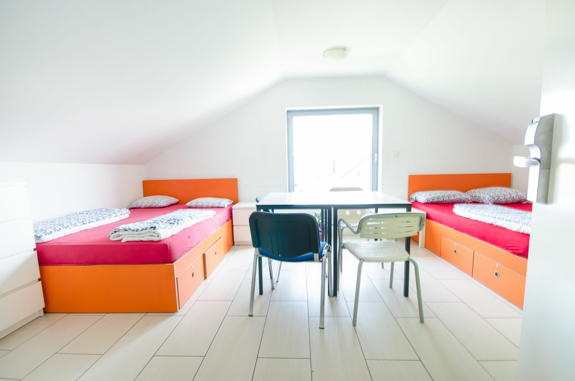 Simbol Rooms With Free Private Parking Ljubljana Exterior foto